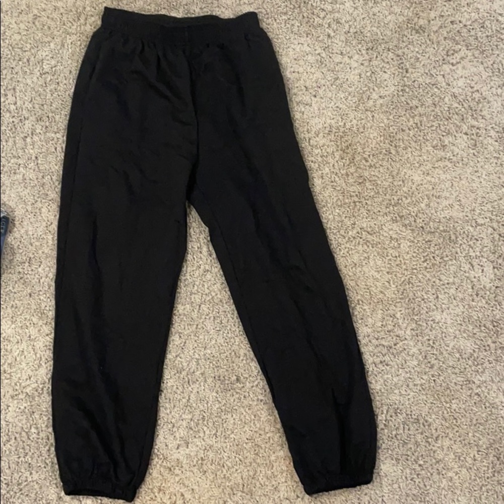 black sweatpants